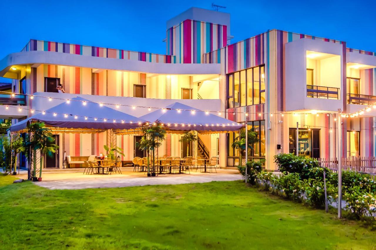 Taitung Rainbow Pet Friendly Maison Resort Екстер'єр фото